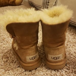 Little Girls Bailey Button Ugg Boots - Size 9